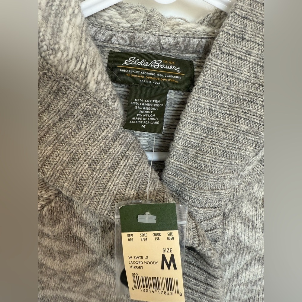 NWT Eddie Bauer Lambswool Hooded Sweater Medium - Picture 2 of 3